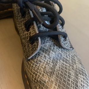 Genuine Dr. Martens Pascal Embroidered Snake Leather boots size 8